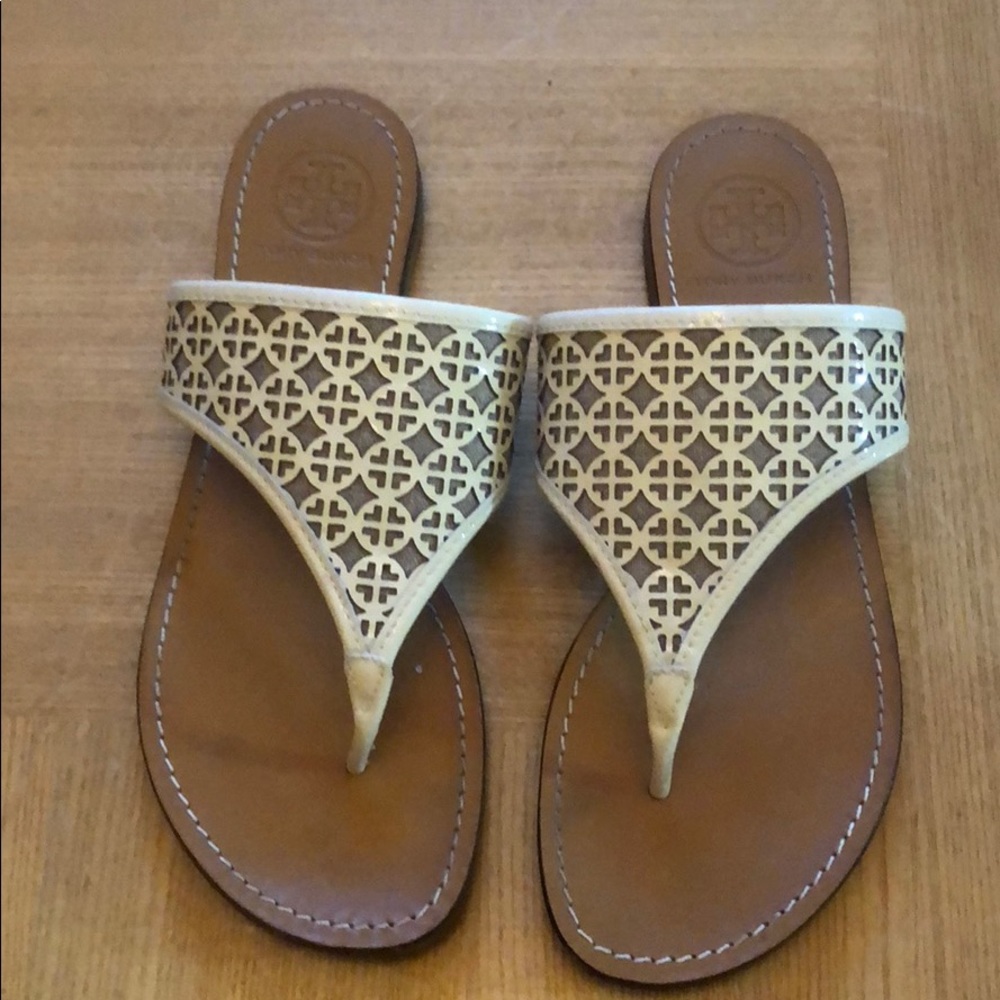 Woman shoes